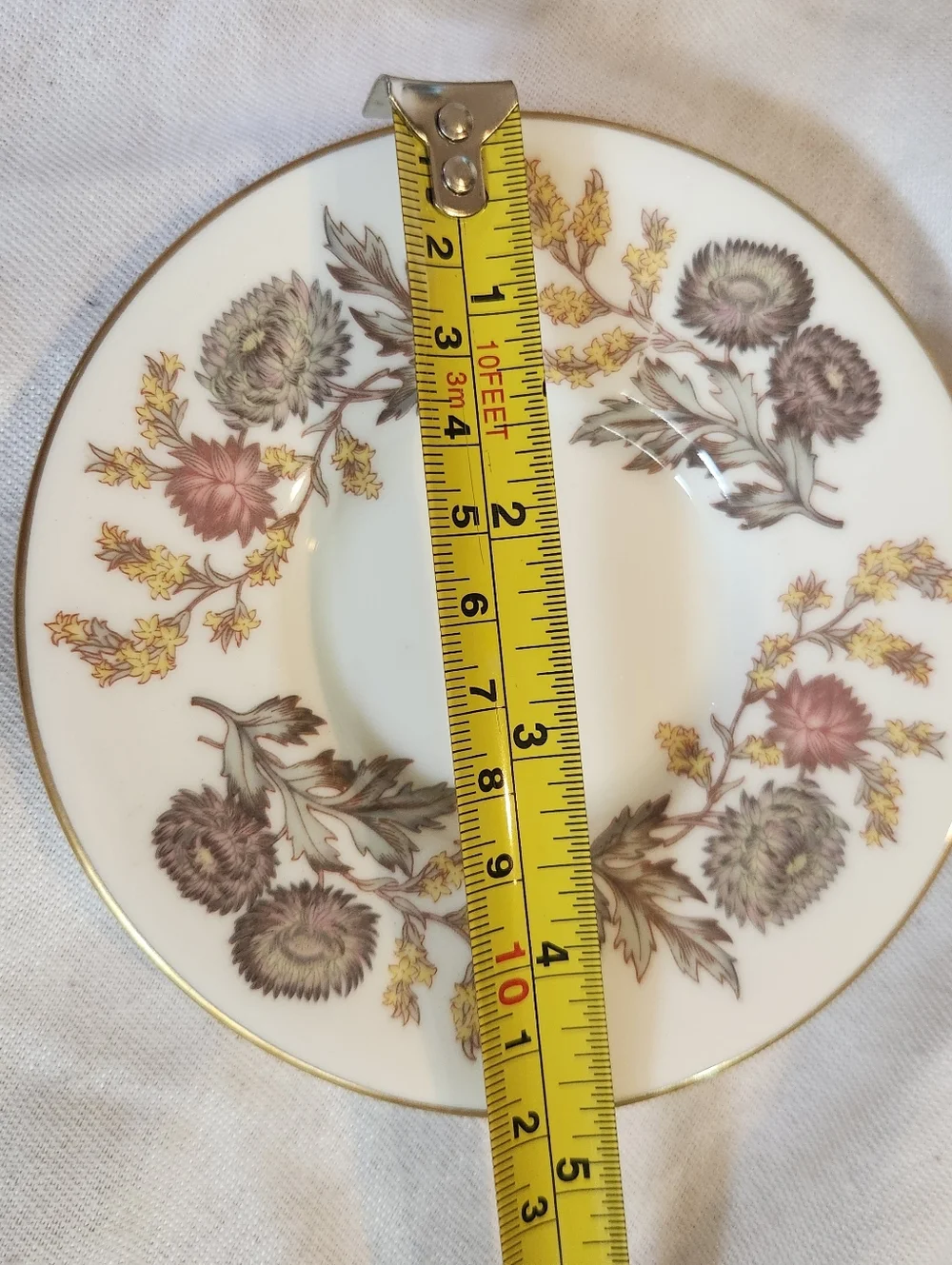 Wedgwood Lichfield Bone China Saucer Set 8 Floral Gold Rim England Vintage